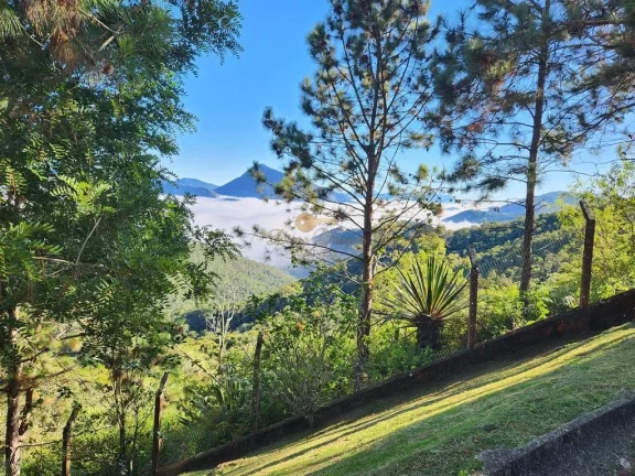 Imagem Casa para Venda em Teresópolis / RJ no bairro Albuquerque