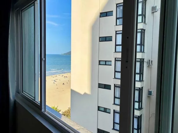 Imagem Frente mar com 3 dormitórios sendo 1 suíte e 2 vagas, Vista Panorâmica da Orla de Balneário Camboriú