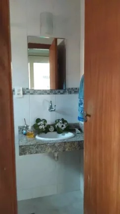 Imagem 3CASAS NO TERRENO+1 CASA DE 3 QUARTOS MUITO AMPLA COM SUÍTE+8VAGAS