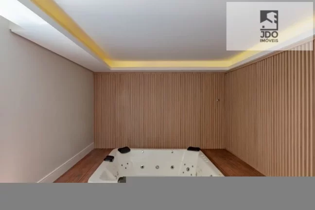 Imagem Apartamento a Venda no bairro Centro - Curitiba, PR