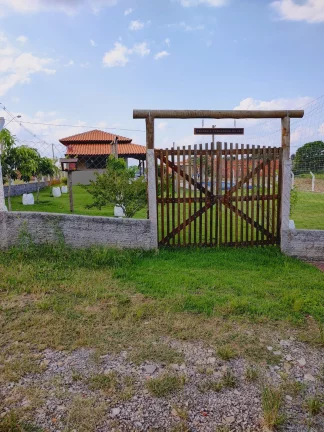 Imagem Descubra seu Paraíso Particular no Recanto da Castelo!