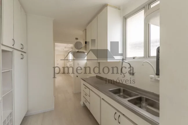 Imagem Lindo apartamento com 143m² na Rua Itacolomi!