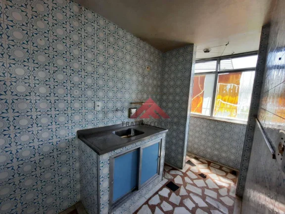 Imagem Apartamento com 3 dormitórios à venda, 64 m² por R$ 200.000,00 - Barreto - Niterói/RJ