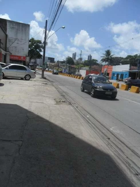 Imagem Edifício Residencial para Alugar, 2.400 m² em Encruzilhada - Recife