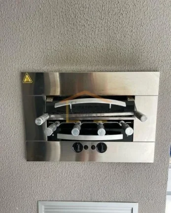 Imagem Apartamento amplo e aconchegante, 2 dormitórios, sendo 1 suíte, com armários planejados, 2 banhei...