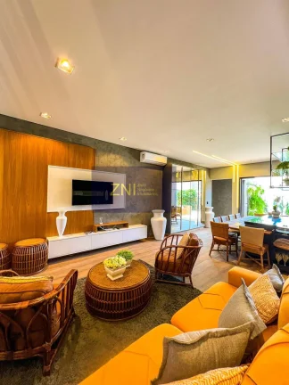 Imagem Casa Diferenciada à Venda no Residencial Alto do Castelo I R 1405