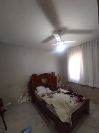 Imagem CASA A VENDA EM GOVERNADOR VALADARES CRECI/MG 42.187