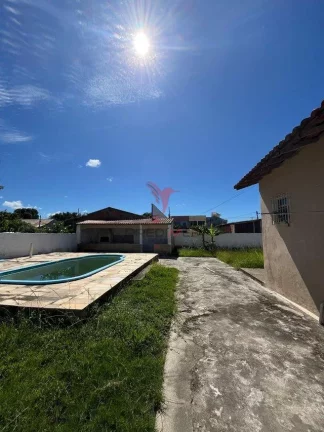 Imagem Casa em Iguaba Grande com 3 Quartos com Piscina por apenas R$ 380.000