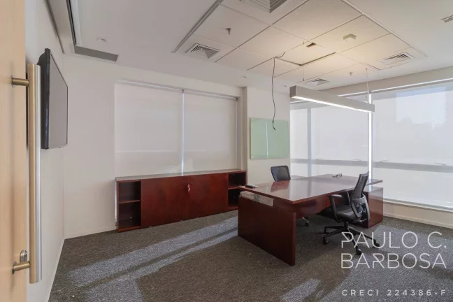 Imagem Andar com 592m² - Mobiliado - 24 Vagas - 2 Quadras do Metrô