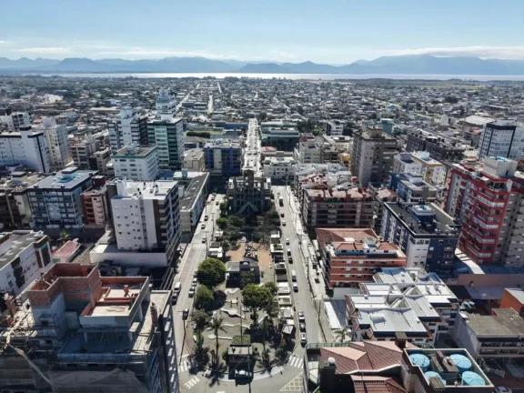 Imagem Apartamento 2Dórmitórios dependência - Bairro Centro