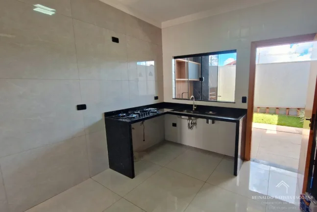 Imagem Casa nova à venda com 3 quartos e varanda gourmet no Jardim Itapuã