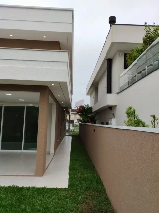 Imagem RESIDÊNCIA EM CONDOMÍNIO com 4 dormitórios à venda por R$ 2.990.000,00 no bairro Pineville - PINHAIS / PR