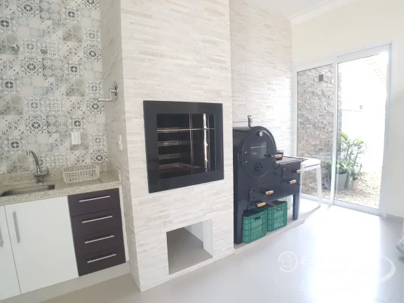 Imagem Casa de Alto Padrão no Bairro Floresta em Joinville