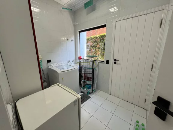Imagem Sobrado a venda Condomínio Bougainville II Porteira Fechada Piscina