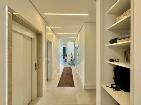 Imagem Casa Alto Padrão a Venda no bairro Granja Viana - Cotia, SP