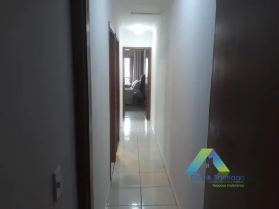 Imagem Lindo sobrado com 3 dormitórios sendo 1 suite, 2 vagas de garagem com ótima localização .