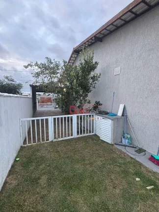 Imagem Casa com 3 dormitórios à venda, 130 m² por R$ 600.000,00 - São Matheus - São Pedro da Aldeia/RJ