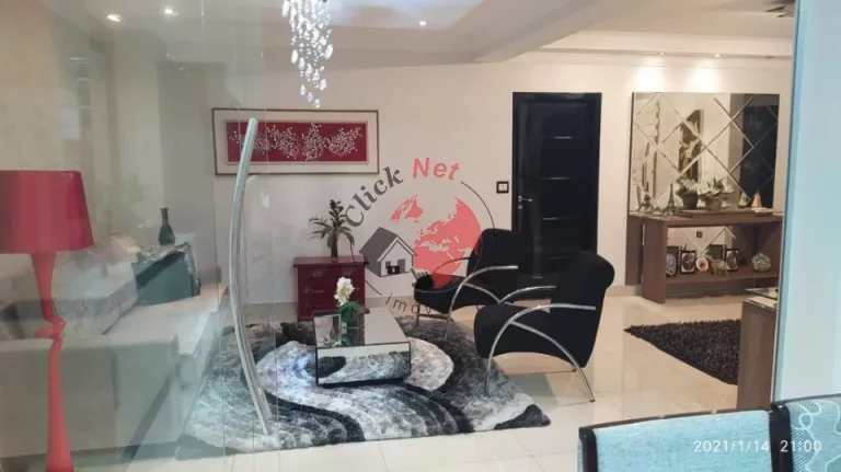 Imagem Maravilhoso Sobrado de Alto Padrão com 3 Suites, piscina e 5 vagas no bairro Vila Helena, Santo André