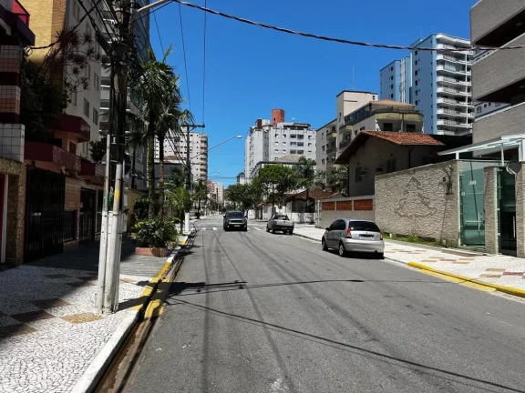 Imagem Apartamento com 3 dormitórios à venda, 132 m² por R$ 680.000,00 - Vila Tupi - Praia Grande/SP