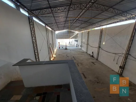 Imagem Galpão para Locação em Rio de Janeiro / RJ no bairro Freguesia (Jacarepaguá)