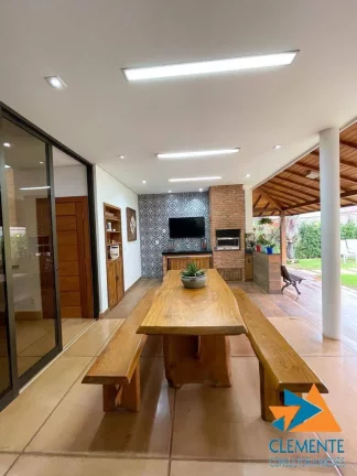 Imagem Linda casa Residencial Flores - Alphaville