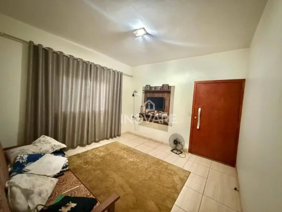 Imagem Chácara com 4 dormitórios à venda, 5000 m² por R$ 1.100.000,00 - Estância Vale Do Paraíso - Itumbiara/GO