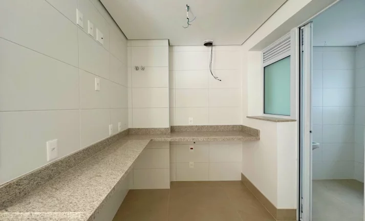 Imagem Apartamento com 3 dormitórios à venda, 110 m por R$ 3.550.000,00 - Riviera