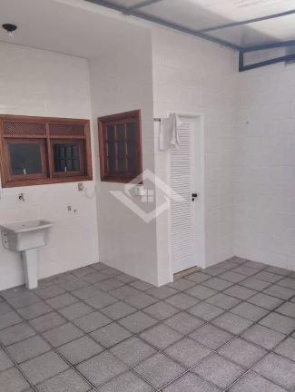 Imagem Alugo cobertura Linear com Jacuzzi para 7 pessoas, na Gleba A