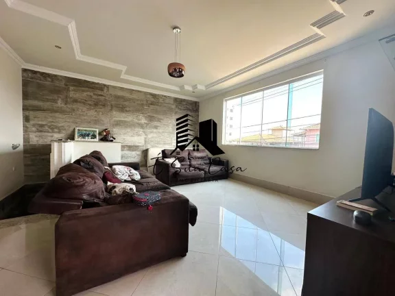 Imagem Casa à venda 4 quartos Bairro Cabral - Contagem/MG