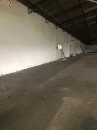 Imagem Salão para alugar, 2000 m² por R$ 30.000,00/mês - Sítio Barrocada - São Paulo/SP