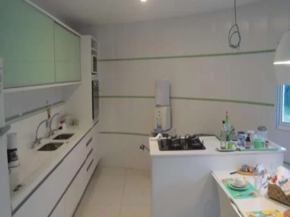 Imagem A 5ª Avenida Imóveis selecionou essa charmosa casa em Alphaville Salvador I, 4 suítes com 596m² de área construída: por R$4.990.000,00