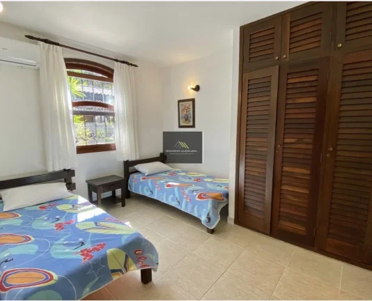 Imagem Casa em Condomínio para Venda em Ubatuba / SP no bairro Lázaro