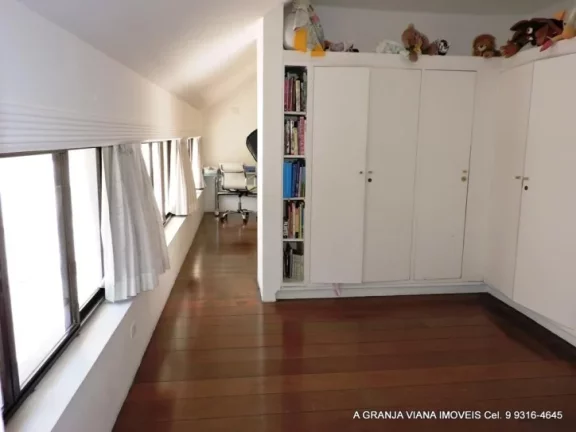 Imagem Casa com 5 dormitórios à venda, 804 m² - Granja Viana - Carapicuíba/SP