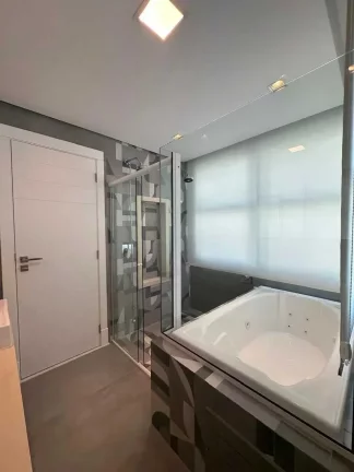 Imagem Apartamento mobiliado com 4 dormitórios sendo 3 suítes e 3 vagas no Centro de Balneário Camboriú