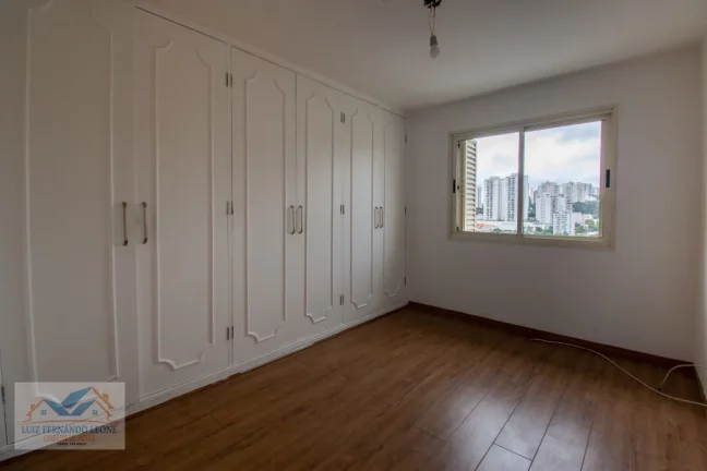 Imagem Apartamento à Venda, 3 dormitórios com 1 suíte, 2 vagas. - Jardim Taboão / São Paulo