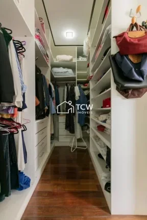 Imagem Apartamento 3 Suítes em Aclimação SP