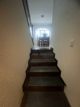 Imagem Casa com Piscina à Venda no Jardim Santa Genebra – Conforto e Lazer Garantidos!