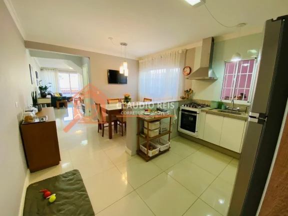 Imagem Sobrado Com 3 Quartos à venda, 161m² - Campo Grande