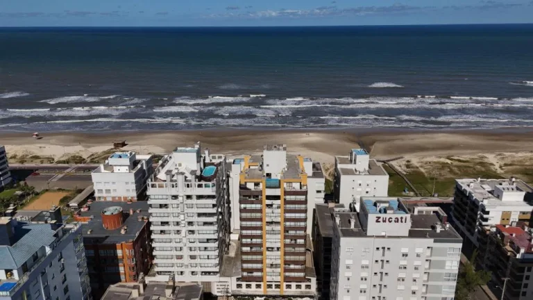 Imagem Apartamento 2 Dormitórios - Bairro Centro