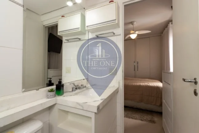 Imagem Imperdível apartamento à venda na Aclimação, São Paulo-SP! 3 quartos, 1 suíte, 2 salas, 2 banheiros, 1 vaga, 65m².