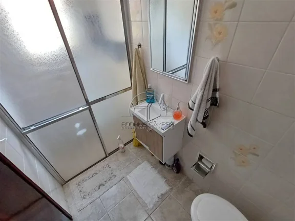Imagem Espaçosa Casa Geminada 3 Quartos no Ocian - Praia Grande, SP