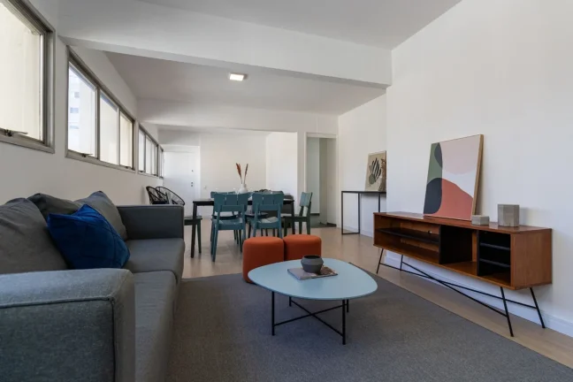 Imagem OPORTUNIDADE IMPERDÍVEL Apartamento 121M², 3Q, 1Suíte, 2 Banheiros, 1 Vaga.