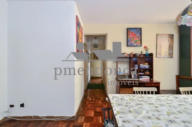 Imagem Apartamento de 141m² em Pinheiros para reforma, 3 quartos e 1 vaga.