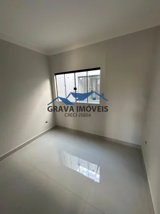 Imagem Alto Padrão para Venda em Maringá, Conjunto Residencial Paulino Carlos Filho, 3 dormitórios, 1 suíte, 2 banheiros, 3 vagas