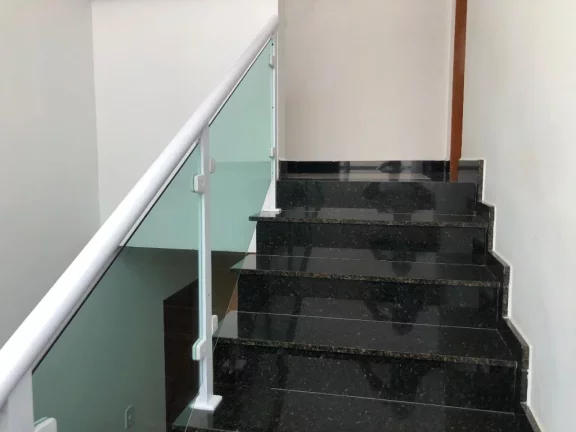 Imagem Sobrado com 3 dormitórios à venda, 190 m² por R$ 740.000,00 - Jardim Quaresmeira II - Suzano/SP