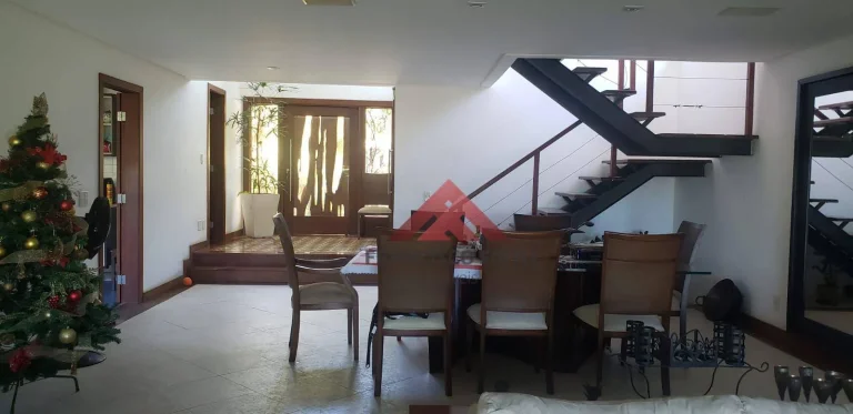 Imagem Casa Espetacular com Vista mar e verde 3 suítes