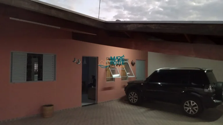 Imagem Casa ampla, arejada, no Bairro Bonfim em Taubaté SP