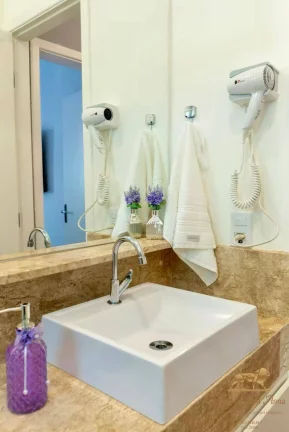 Imagem Belíssimo apartamento a venda mobiliado e decorado em Campos do Jordão