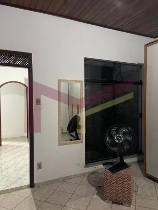 Imagem Casa ampla 2/4 sendo 1 suíte no Feira X, Feira de Santana