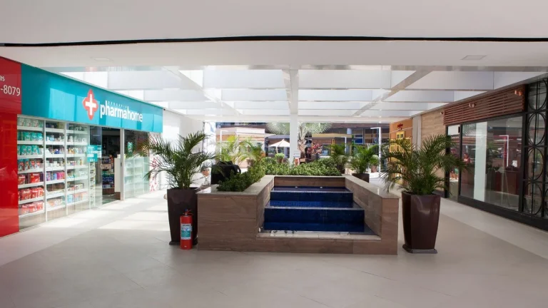 Imagem Sala Comercial para Venda em Rio de Janeiro, Recreio dos Bandeirantes, 1 banheiro, 1 vaga